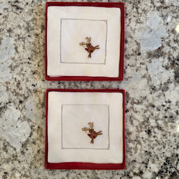 Holiday Embroidered Reindeer Linen Napkins Coasters Set of 4 6.5" x 6.5" - Picture 6 of 6